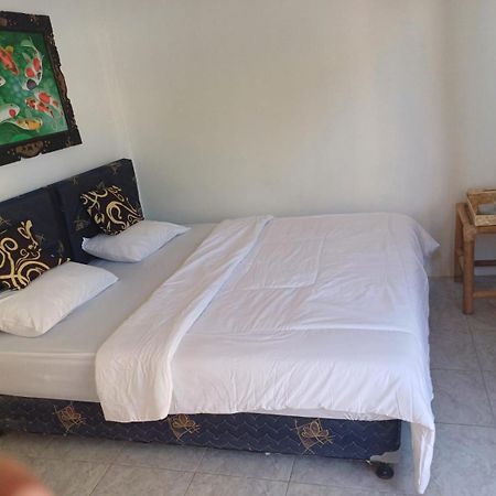 Black Sweet Homestay Dua Gili Air Exterior photo